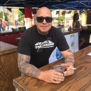 Meet your Posher, Christian